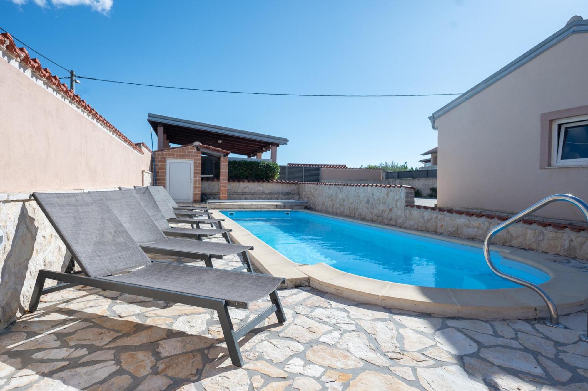Holiday Home Luka Pridraga Buitenkant foto