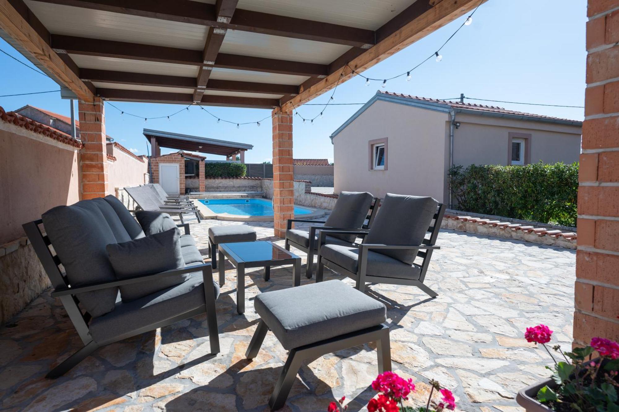 Holiday Home Luka Pridraga Buitenkant foto